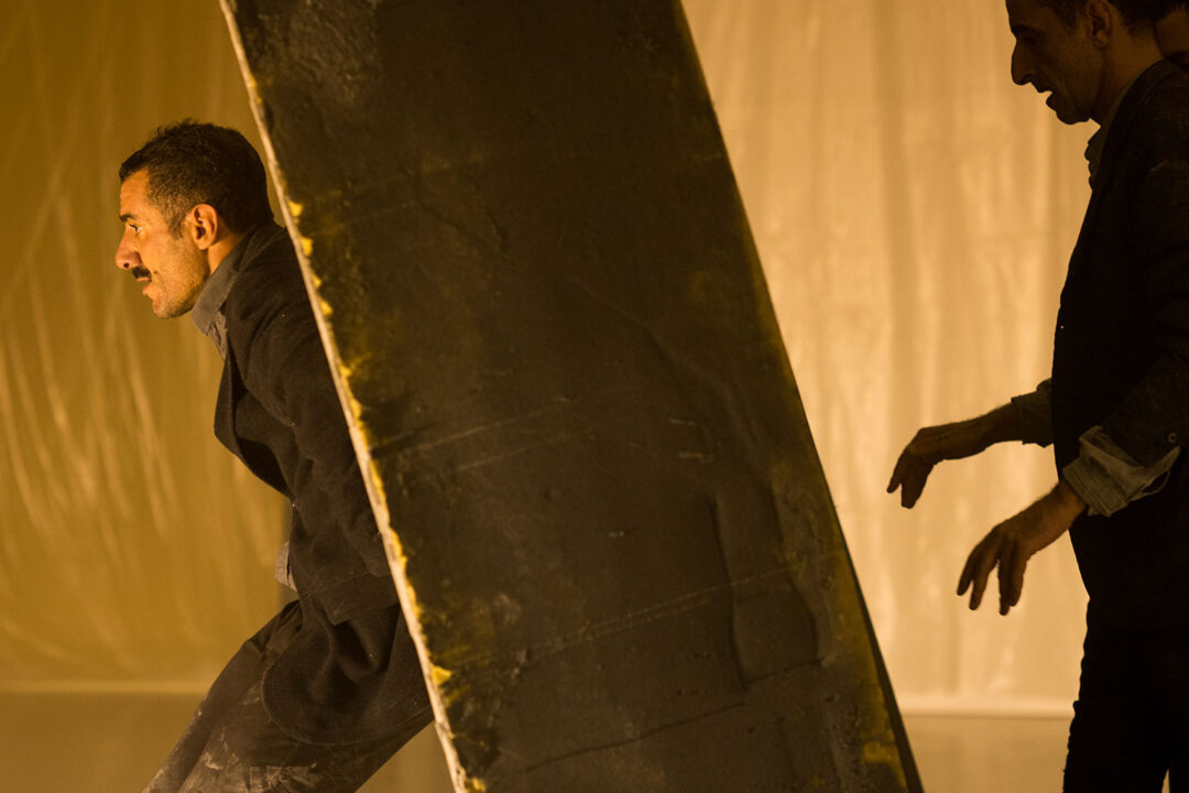 Dimitris Papaioannou’s Sisyphus/Trans/Form. © Julian Mommert