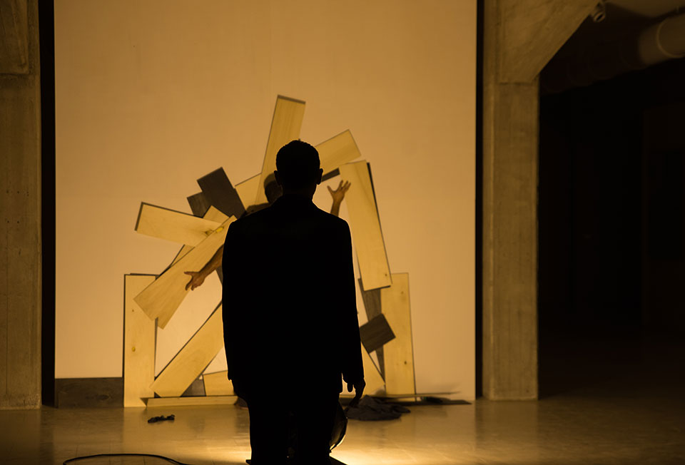 Dimitris Papaioannou’s Sisyphus/Trans/Form. © Julian Mommert