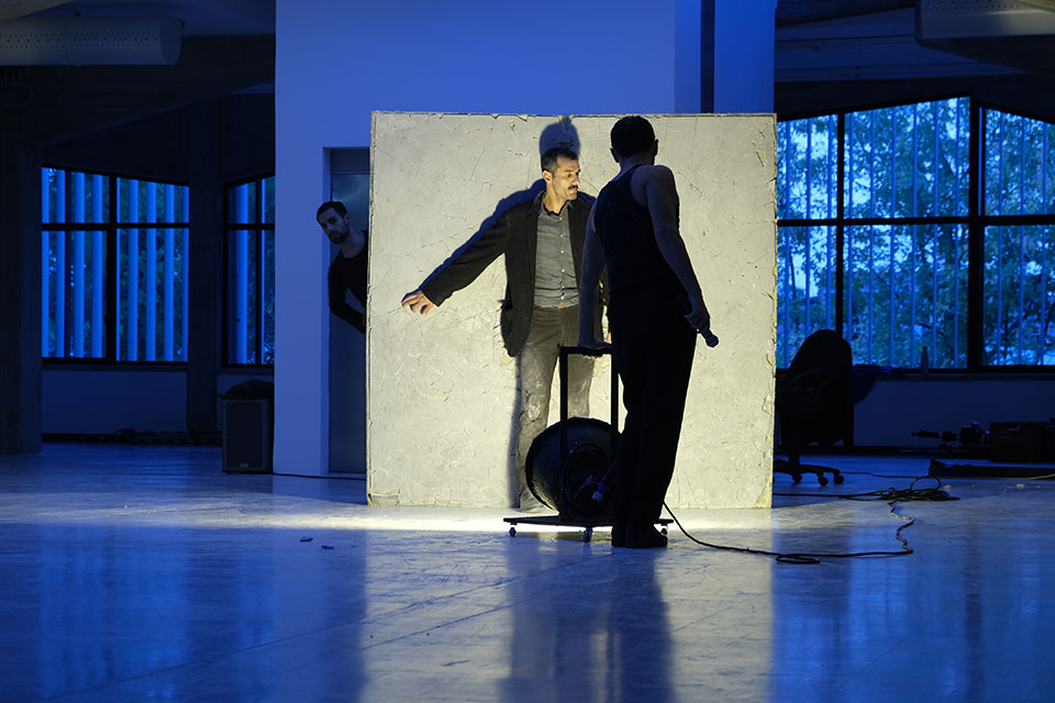 Dimitris Papaioannou’s Sisyphus/Trans/Form. © Julian Mommert